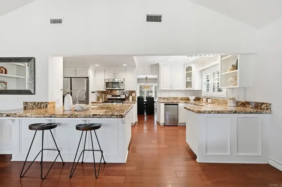 17821 Quintana Lane, Huntington Beach, CA 92647 - Image #3