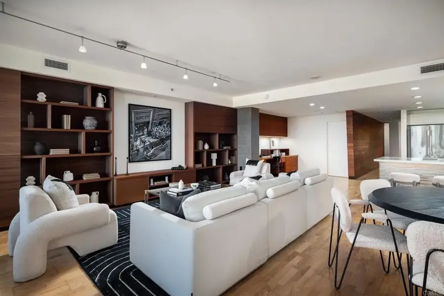 1431 Pacific Highway #315, San Diego, CA 92101 - Image #2