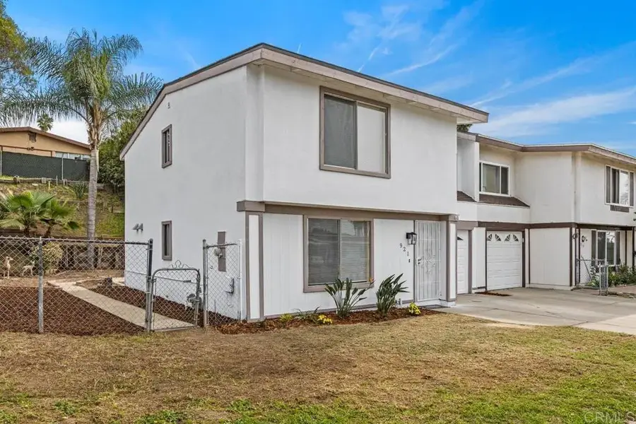 921 Lemon Avenue, Vista, CA 92084 - #2