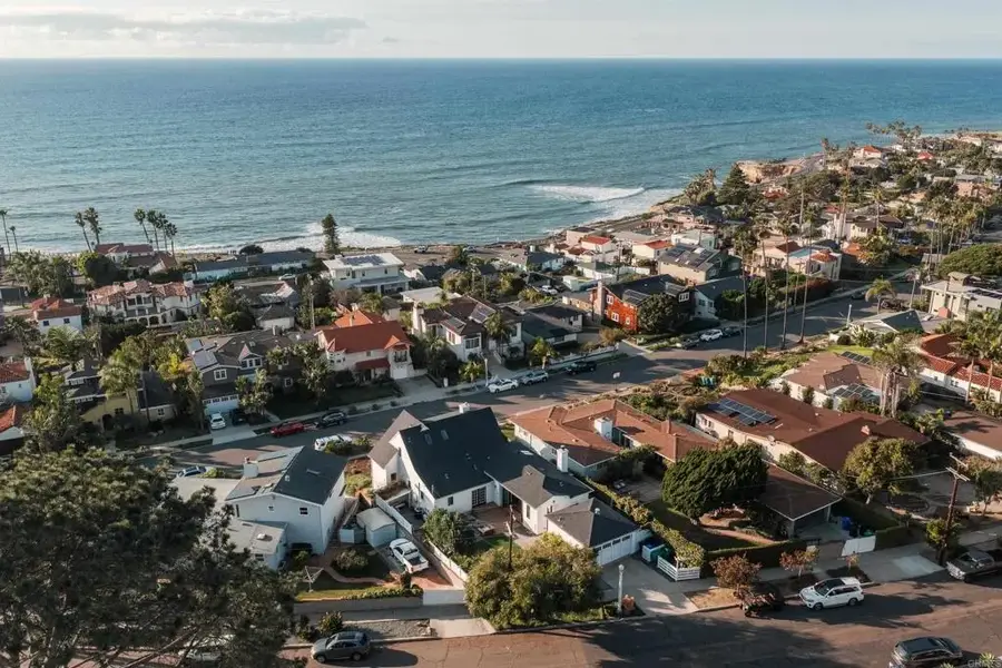 1011 Devonshire Drive, San Diego, CA 92107 - #2