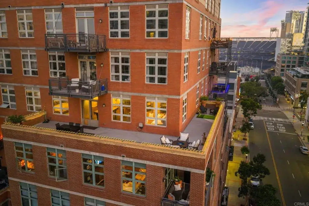 877 Island Avenue, San Diego, CA 92101 - #1