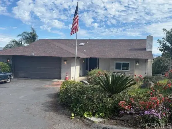 1329 Park Hill Lane #1, Escondido, CA 92025