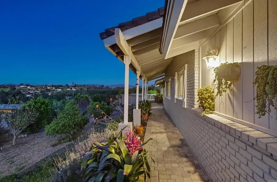 5012 Sleeping Indian Road, Fallbrook, CA 92028 - Image #2