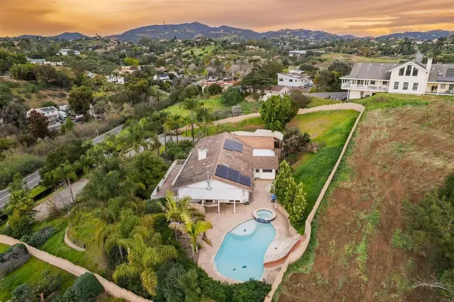 1567 Monte Vista Drive, Vista, CA 92084 - #3