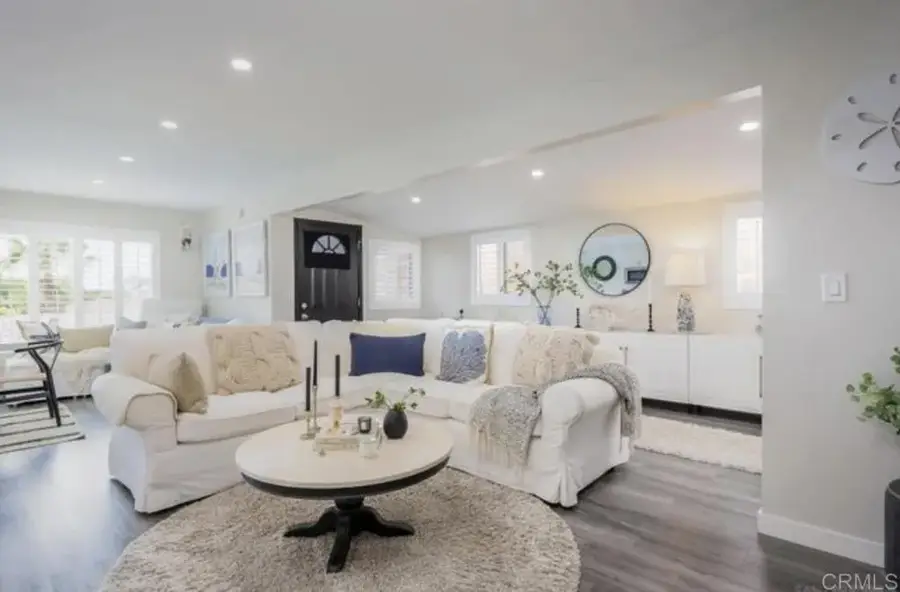 157 Horizon Ln., Oceanside, CA 92056 - #2