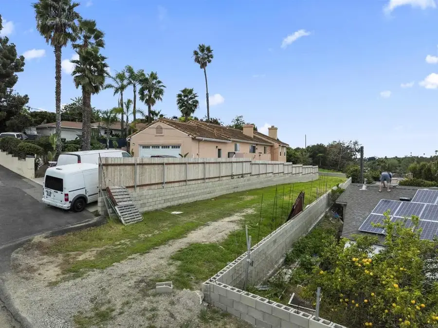 1683 Watson, Vista, CA 92083 - #2