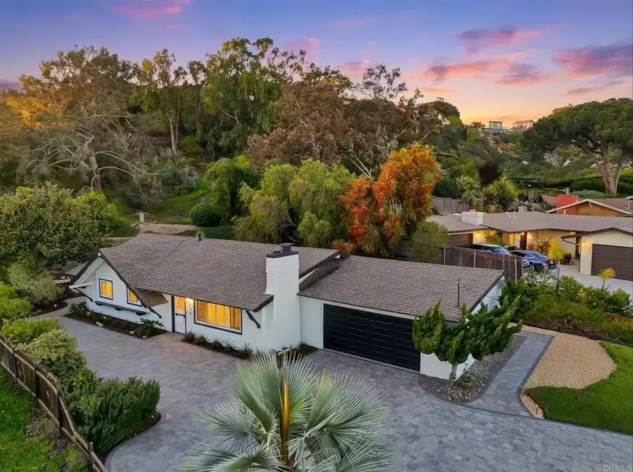 323 Glencrest Drive, Solana Beach, CA 92075 - #2