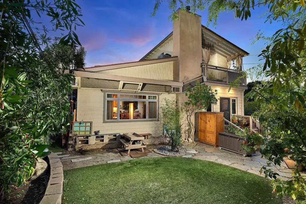 923 Eucalyptus Avenue, Vista, CA 92084 - #1