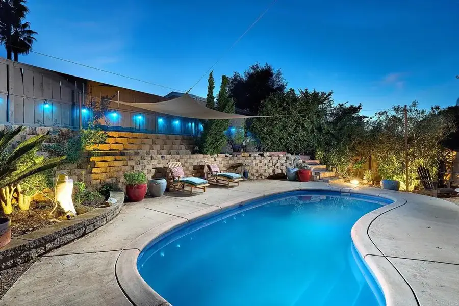 923 Eucalyptus Avenue, Vista, CA 92084 - #3