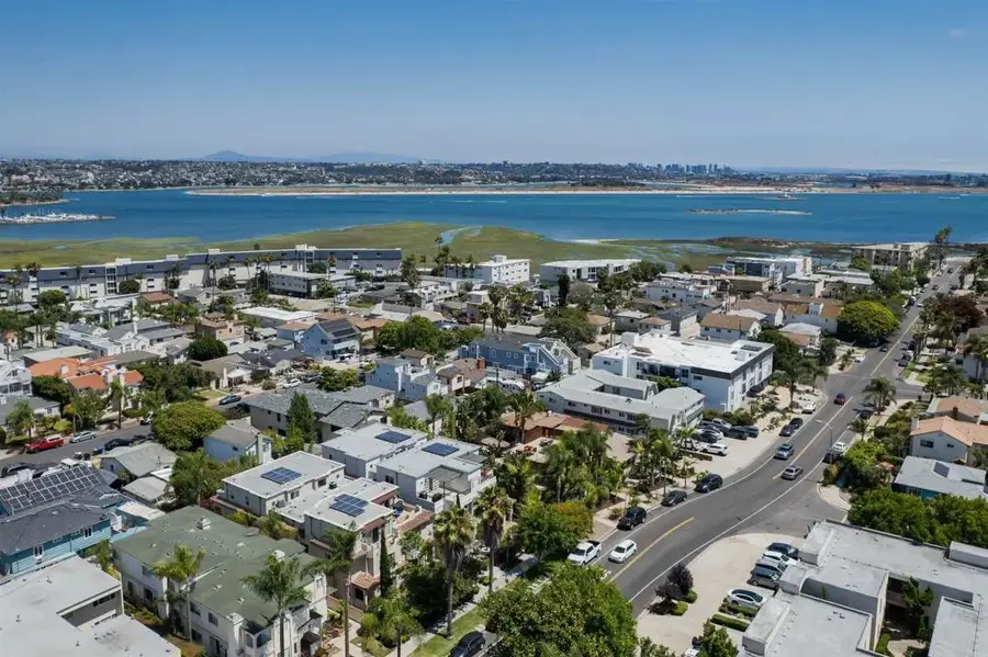 4057 Lamont Street, San Diego, CA 92109 - #2