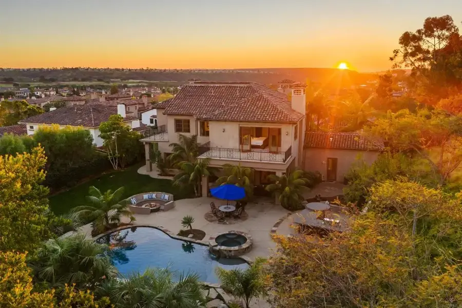 5560 Meadows Del Mar, San Diego, CA 92130 - #3