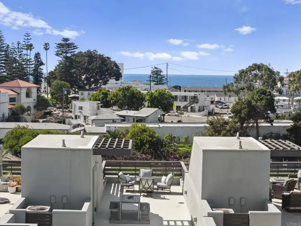 2563 State Street, Carlsbad, CA 92008 - #1