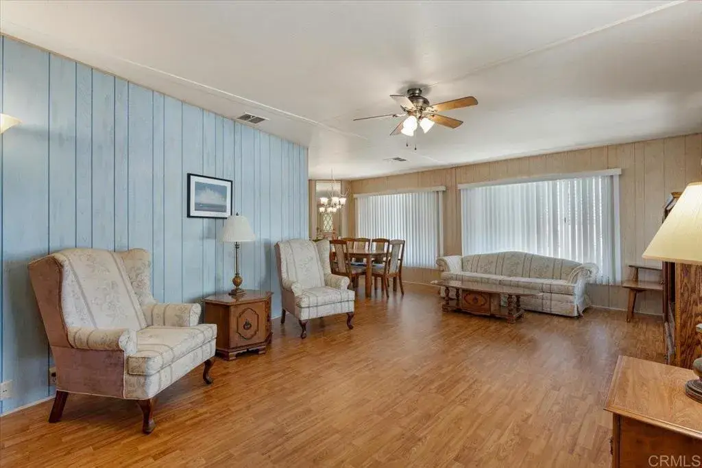 1010 E Bobier #204, Vista, CA 92084 - #1