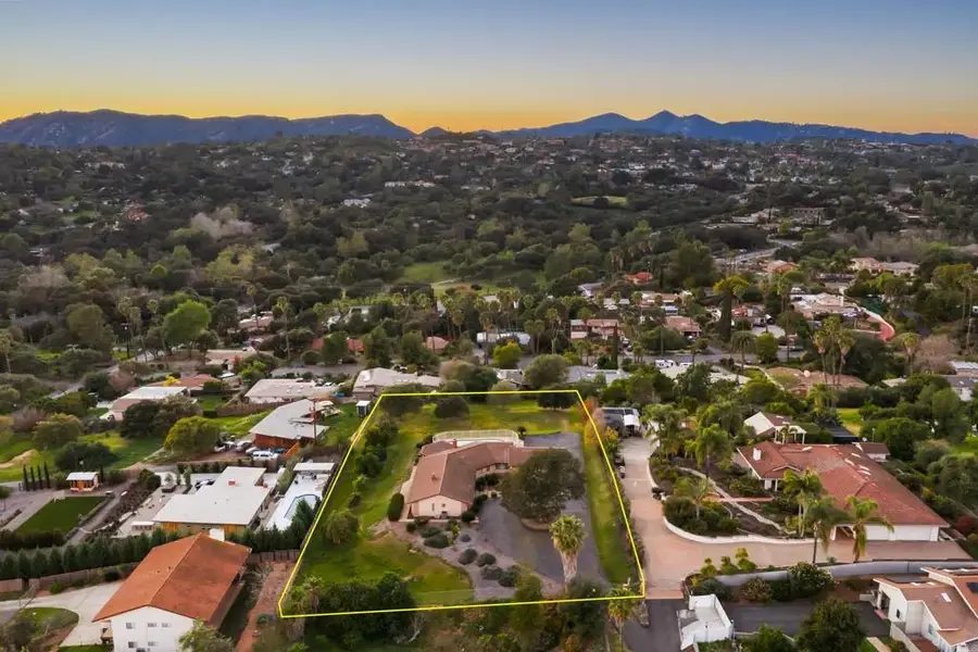 2717 Alexander Drive, Escondido, CA 92029 - #2