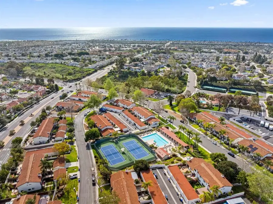 6990 Batiquitos Drive, Carlsbad, CA 92011 - #2