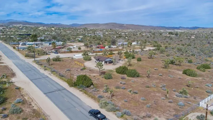 57222 Hillcrest Dr, Yucca Valley, CA 92284 - #2