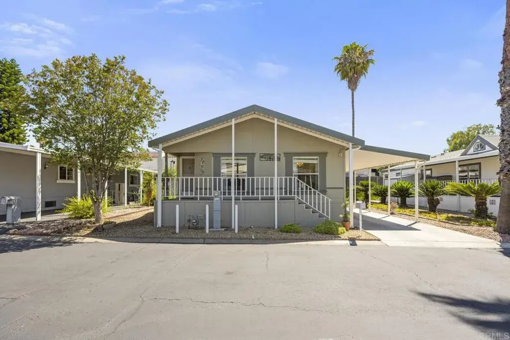 525 W El Norte Parkway #301, Escondido, CA 92026 - #1