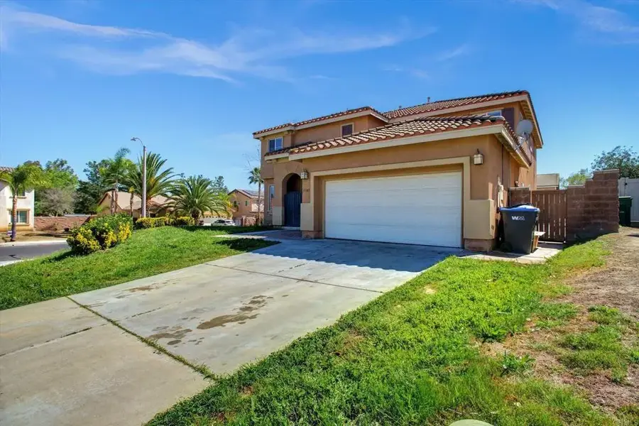 33347 Breighton Wood St, Menifee, CA 92584 - #2