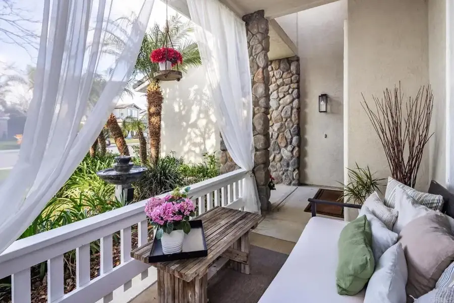 3459 Paseo Ancho, Carlsbad, CA 92009 - #3