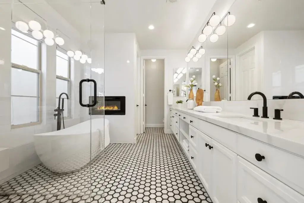 2124 Historic Decatur Rd, San Diego, CA 92106 - #1