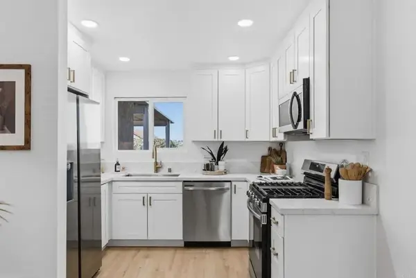 6729 Mezin Way, San Diego, CA 92114