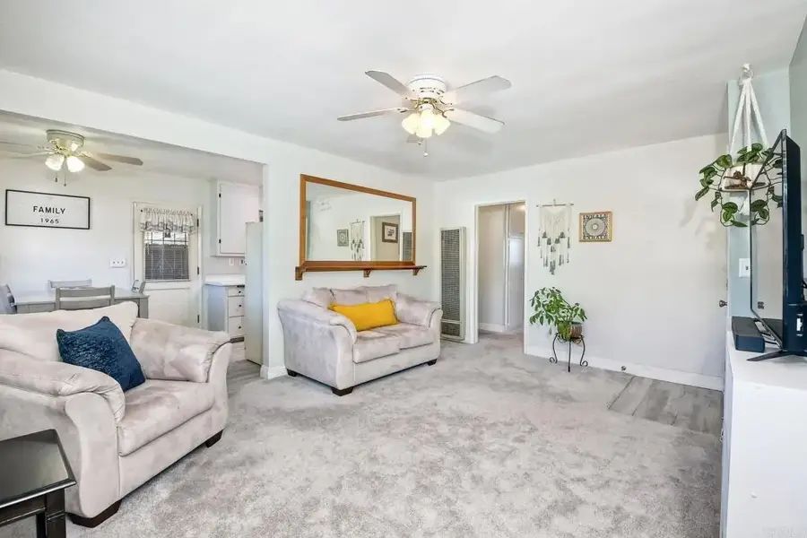 520 Starling Drive, Vista, CA 92083 - #2