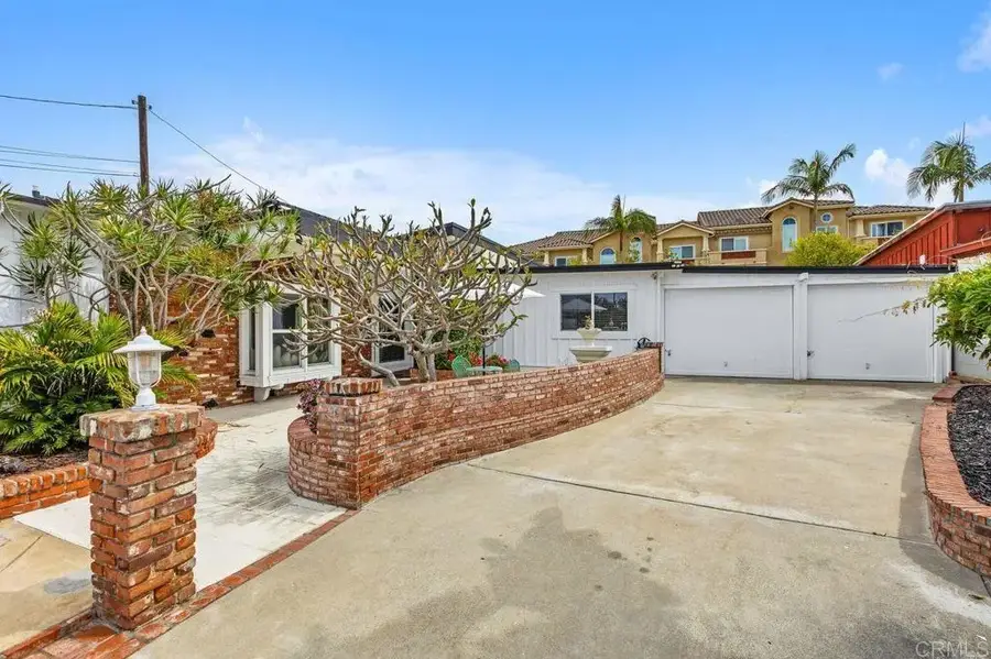 367 Beech Ave, Carlsbad, CA 92008 - #3
