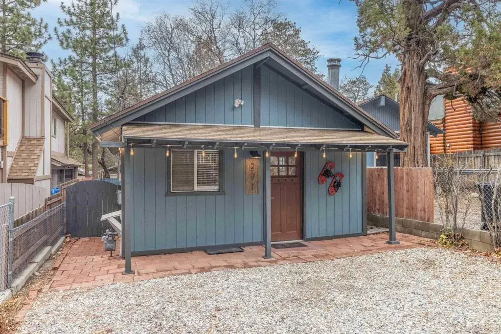 271 Leonard Ln, Sugarloaf, CA 92386 - #1