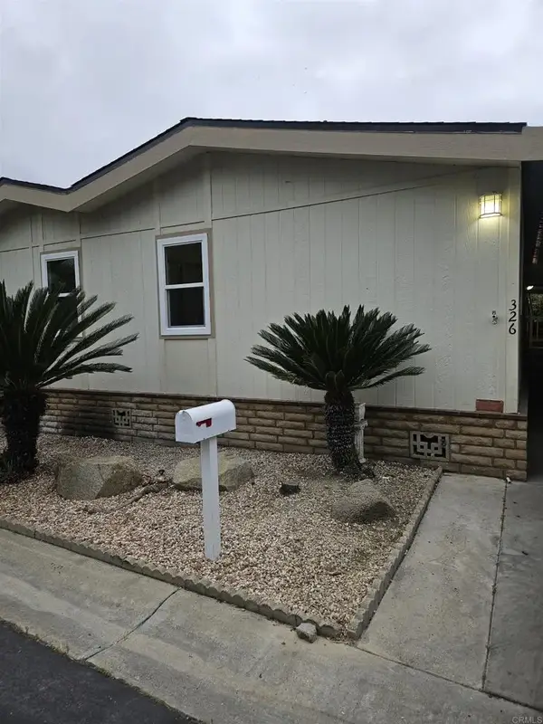 8975 Lawrence Welk Drive #326, Escondido, CA 92026