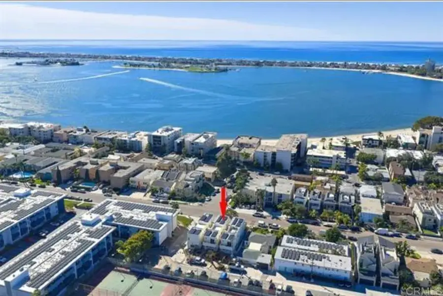 3901 Haines, San Diego, CA 92109 - #2