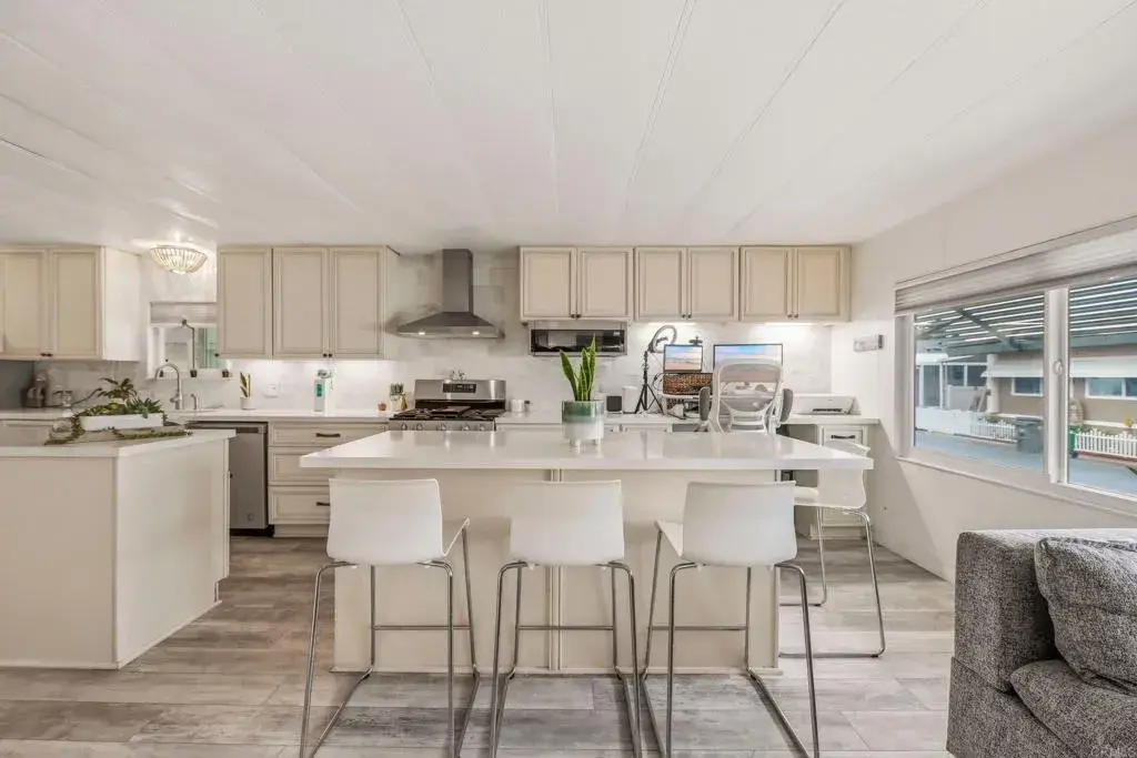 33 Parkwood Lane, Oceanside, CA 92054 - #1