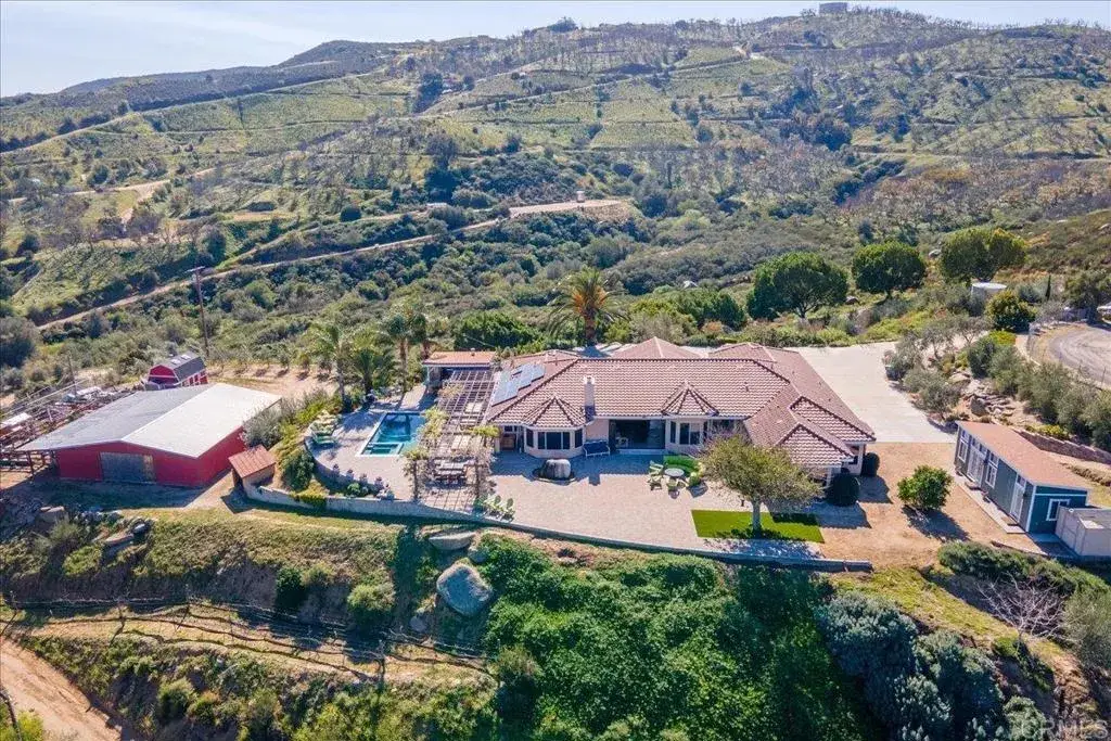 19270 Horizon View Dr., Ramona, CA 92065 - #1