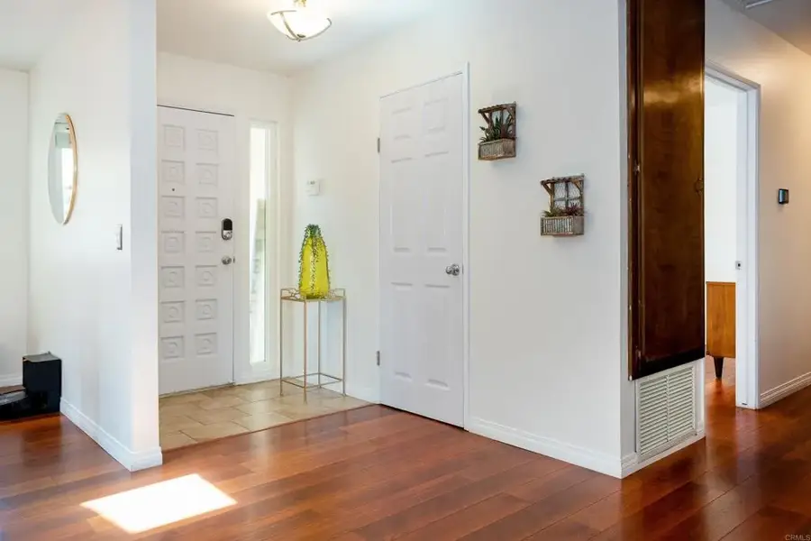 942 Cimarron, Escondido, CA 92029 - #3