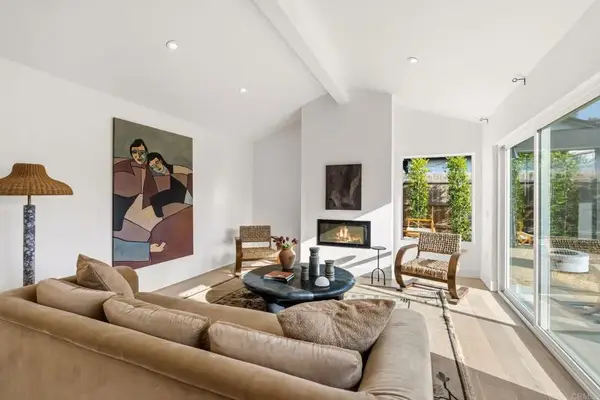 3740 Grecourt Way, Carlsbad, CA 92008