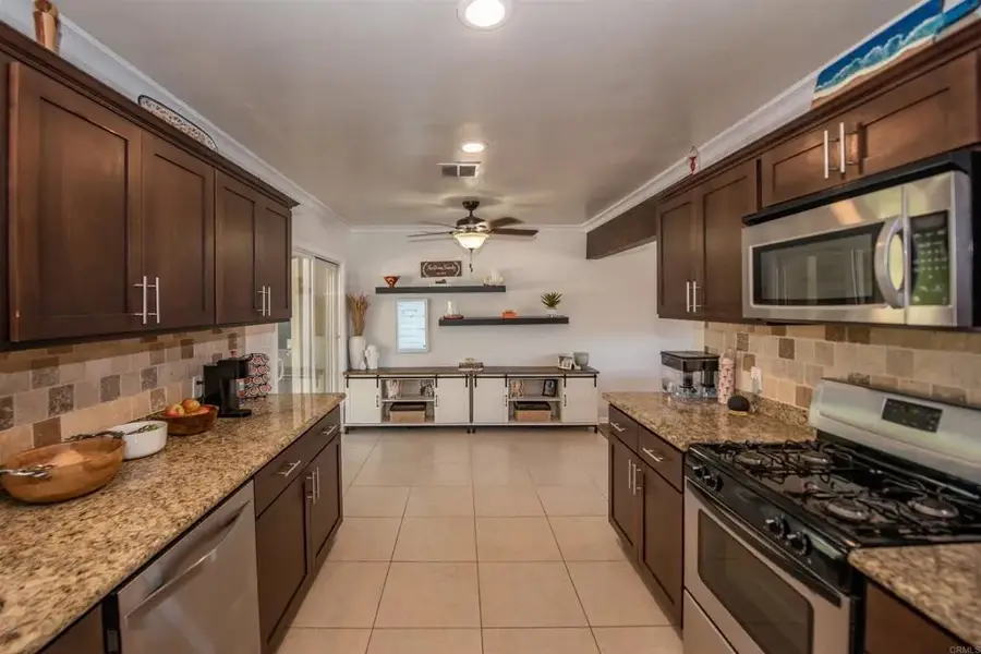 2094 Thibodo Ct, Vista, CA 92081 - #2