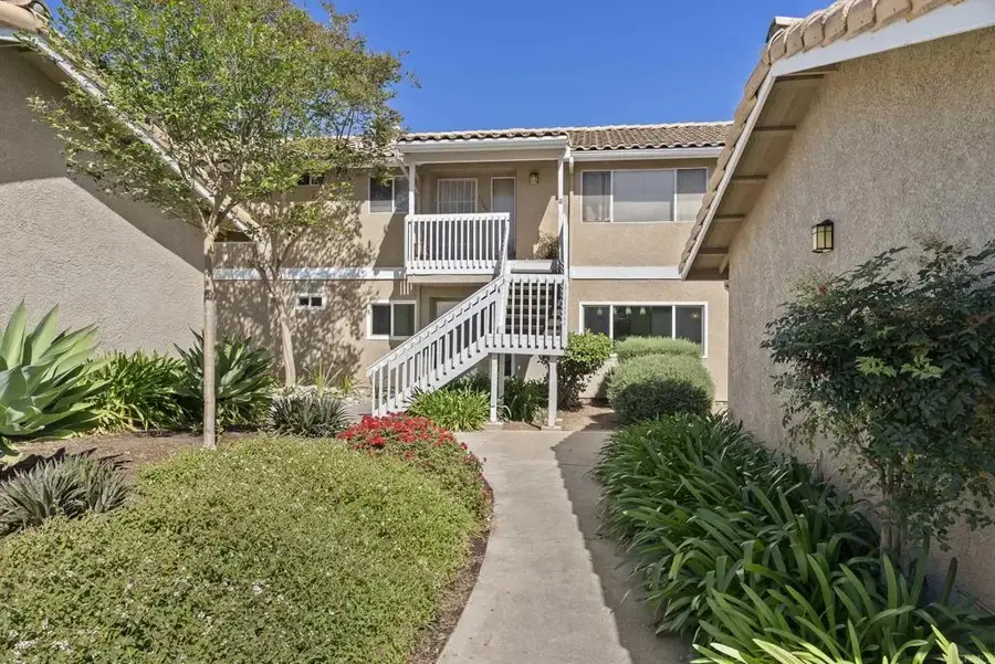 1344 Palomar Place #22, Vista, CA 92084 - #3