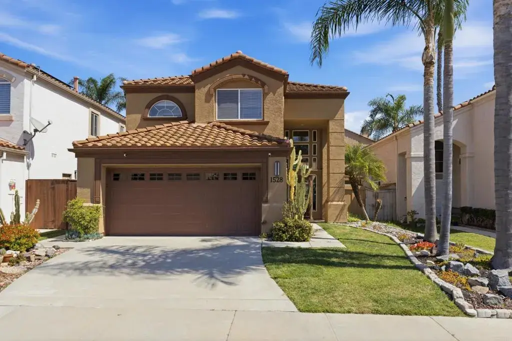 1528 Via Otano, Oceanside, CA 92056 - #1