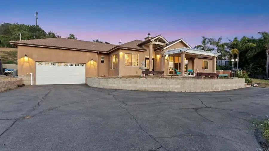 954 Miramar Drive, Vista, CA 92081 - #2