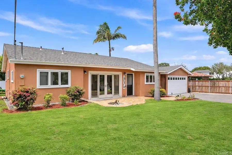 637 N Rios Avenue, Solana Beach, CA 92075 - #2