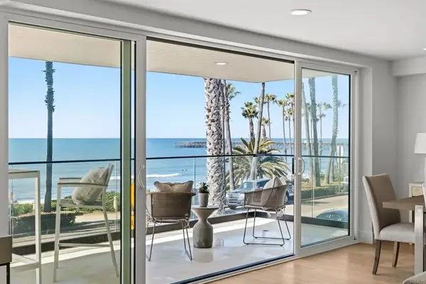 212-214 S Pacific Street, Oceanside, CA 92054