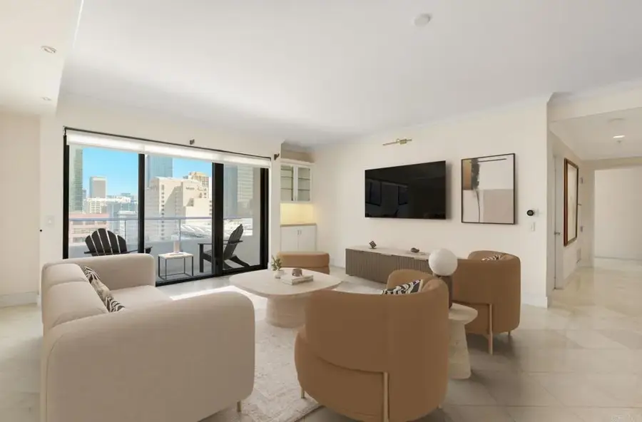645 Front Street #1304, San Diego, CA 92101 - #3