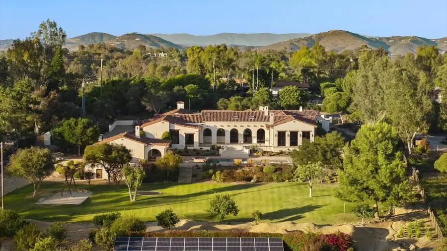 4943 El Arco Iris, Rancho Santa Fe, CA 92067 - #2