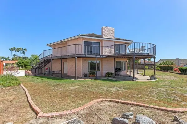 7619 Cortina, Carlsbad, CA 92009