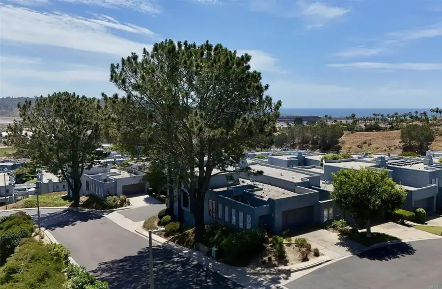 1051 Freedom Court, Del Mar, CA 92014 - #2