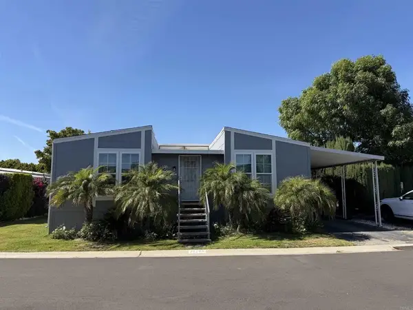 21205 Blue Curl, Canyon Country, CA 91351