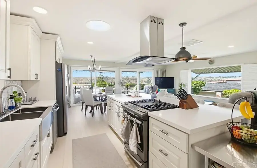 5016 Old Cliffs, San Diego, CA 92120 - #3