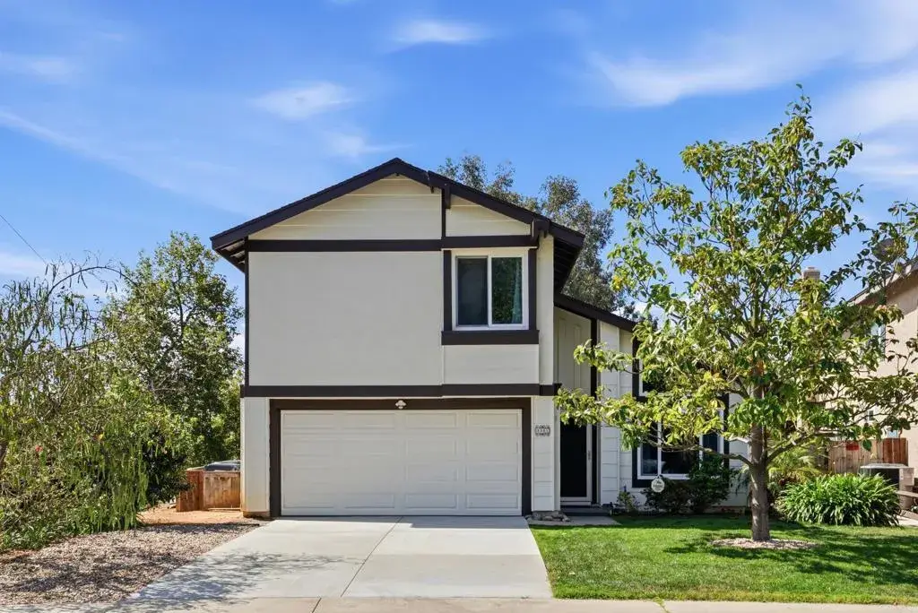 2201 Amber Lane, Escondido, CA 92026 - #1