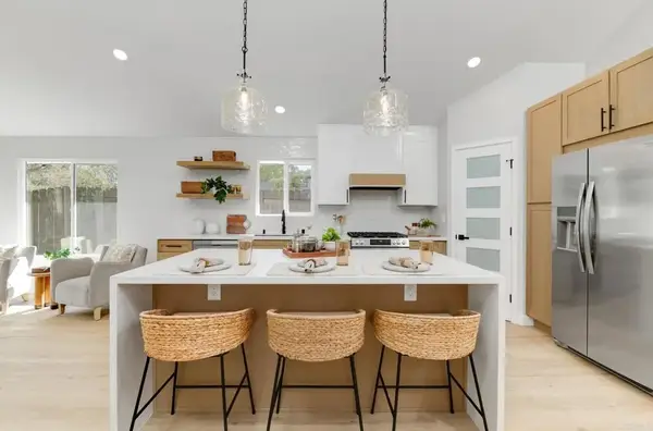 10966 Red Rock Dr, San Diego, CA 92131