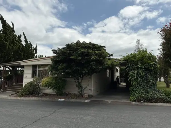 525 W >el Norte Pkwy #33, Escondido, CA 92026