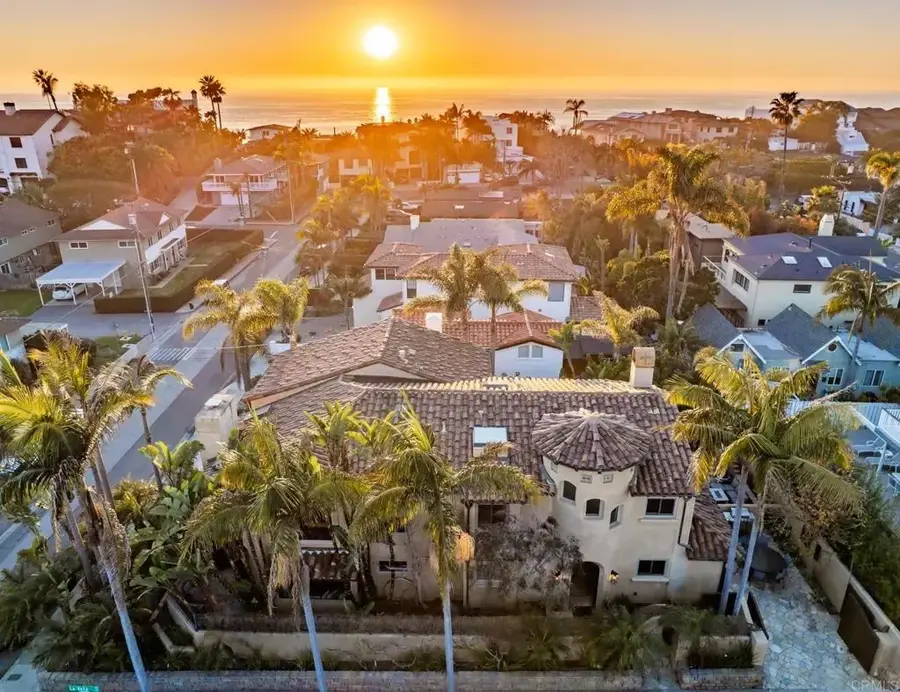 112 La Veta Avenue, Encinitas, CA 92024 - #2